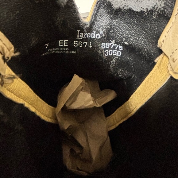 Men's Cream Western Boots - Picture 3 of 6